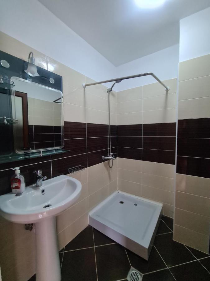 Hotel Kukesi Lin Экстерьер фото